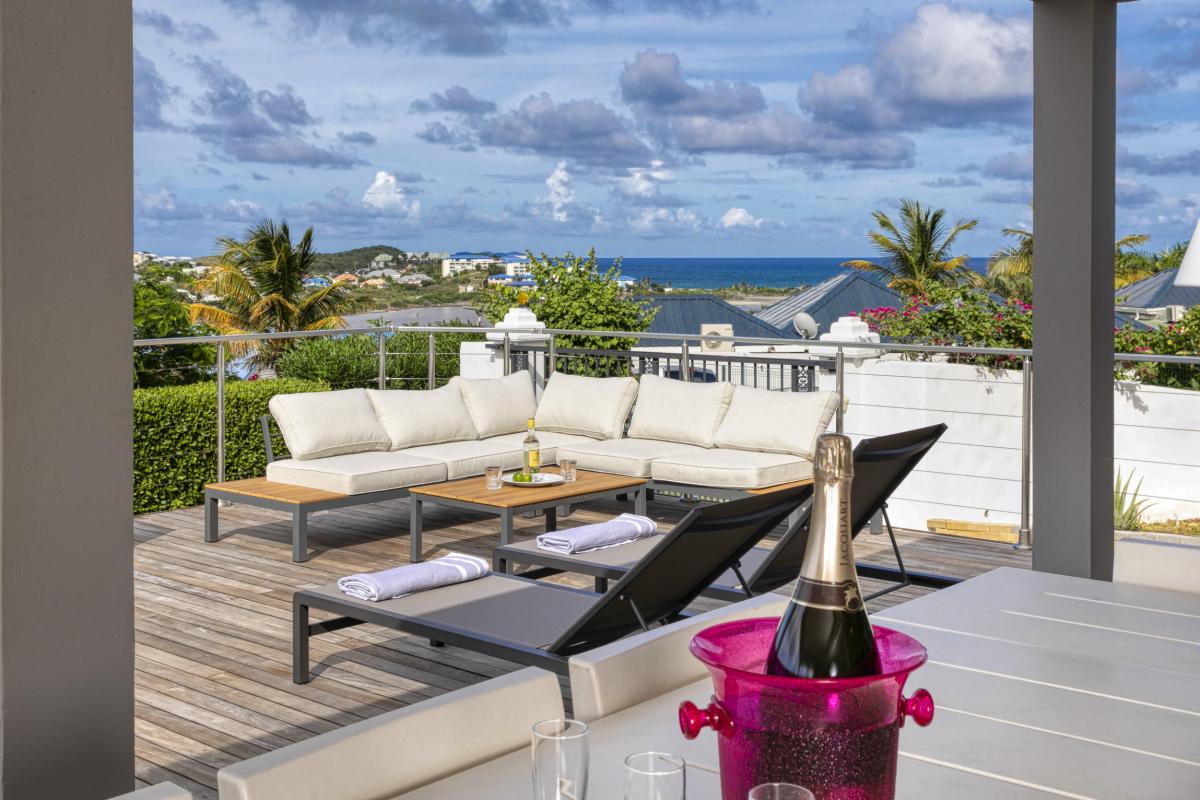 Location villa Saint Martin Mont Vernon - 6 chambres 14 personnes piscine vue mer salle de sport solarium terrain de pétanque (6)